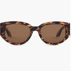 DIFF Sunglasses Tortoise Frame NWT